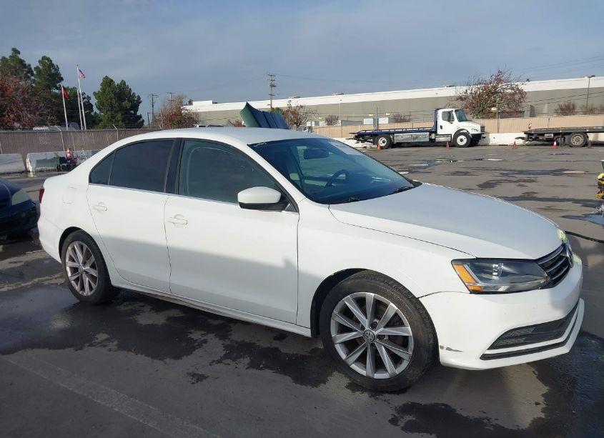2017 Volkswagen Jetta 1.4T S (VIN 3VW2B7AJ8HM301480) main photo