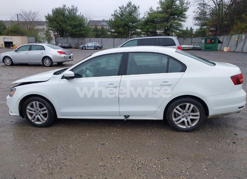 Photo 14 of 2017 Volkswagen Jetta 1.4T S (VIN 3VW2B7AJ8HM344328)