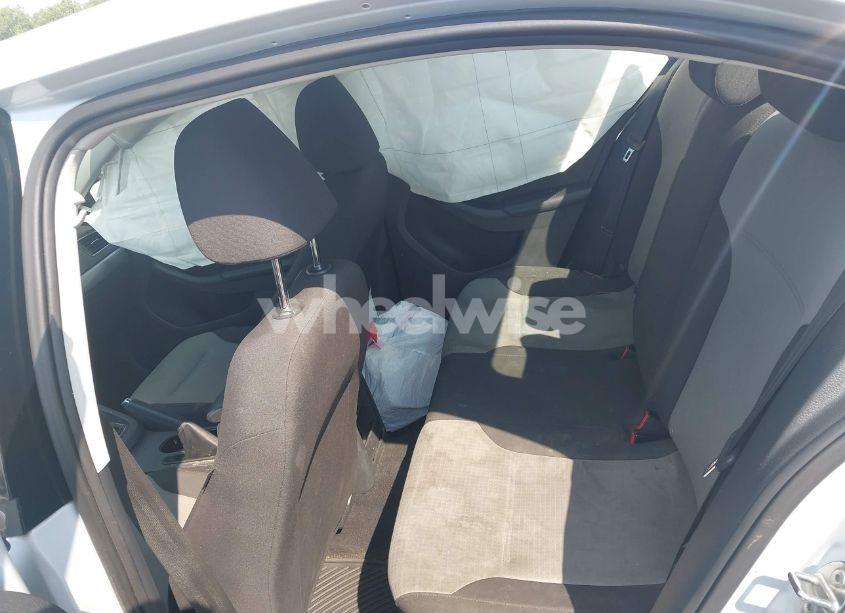 Photo 8 of 2017 Volkswagen Jetta 1.4T S (VIN 3VW2B7AJ8HM347603)