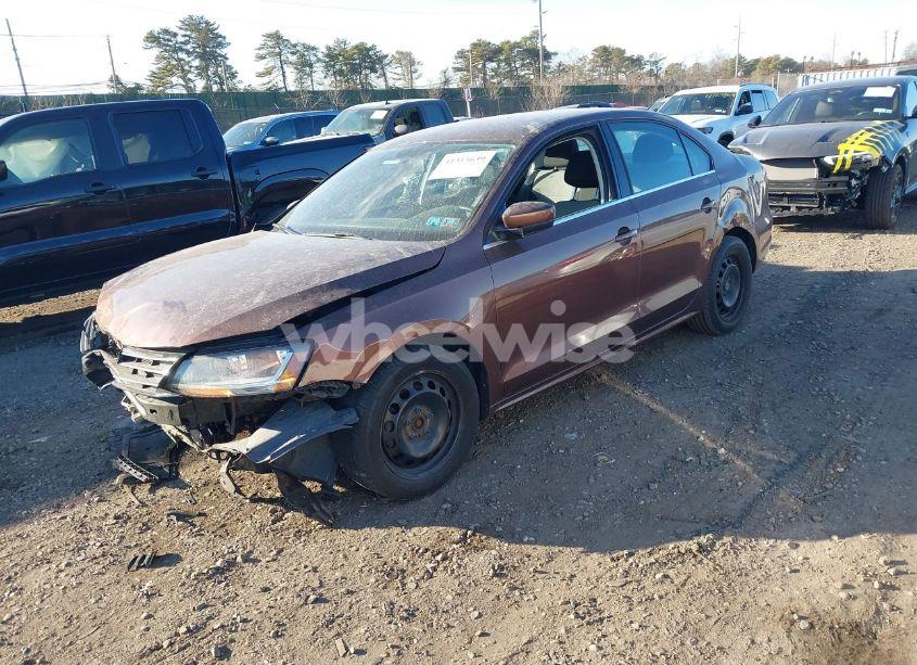 Photo 2 of 2017 Volkswagen Jetta (VIN 3VW2B7AJ8HM373702)