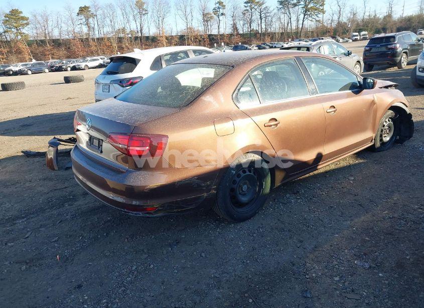 Photo 4 of 2017 Volkswagen Jetta (VIN 3VW2B7AJ8HM373702)