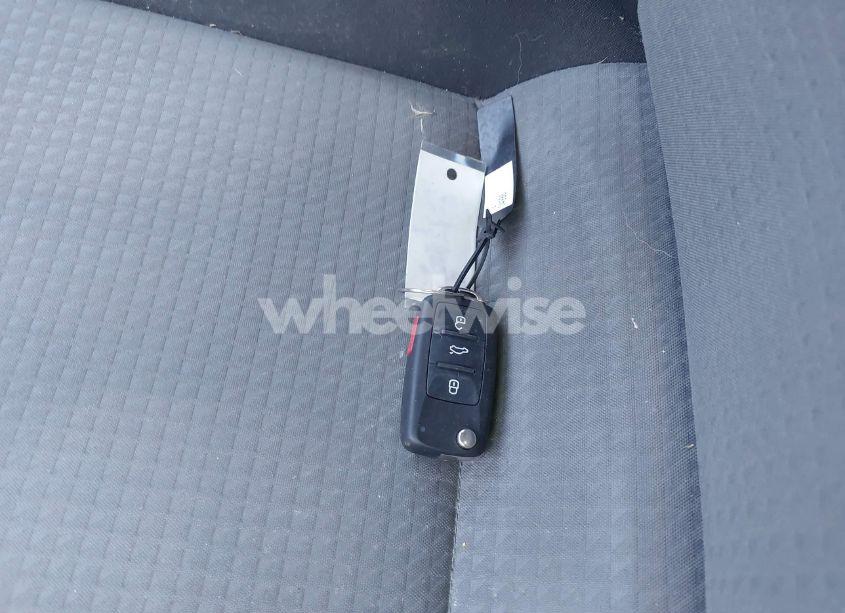 Photo 11 of 2017 Volkswagen Jetta 1.4T S (VIN 3VW2B7AJ8HM385770)