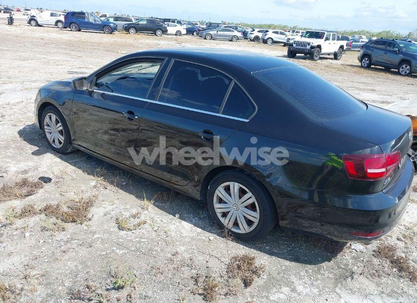 Photo 3 of 2017 Volkswagen Jetta 1.4T S (VIN 3VW2B7AJ8HM385770)