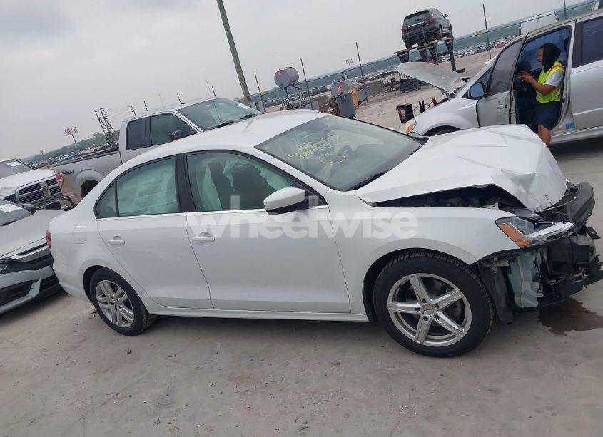 Photo 14 of 2017 Volkswagen Jetta 1.4T S (VIN 3VW2B7AJ9HM222190)