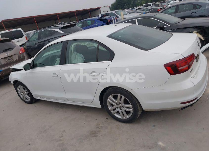 Photo 15 of 2017 Volkswagen Jetta 1.4T S (VIN 3VW2B7AJ9HM222190)
