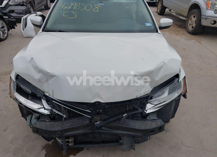 Photo 6 of 2017 Volkswagen Jetta 1.4T S (VIN 3VW2B7AJ9HM222190)