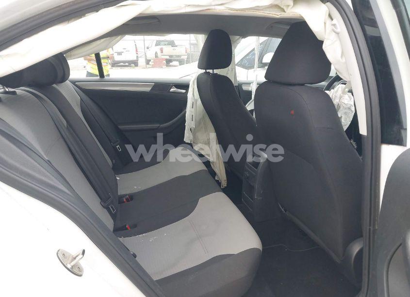 Photo 8 of 2017 Volkswagen Jetta 1.4T S (VIN 3VW2B7AJ9HM222190)