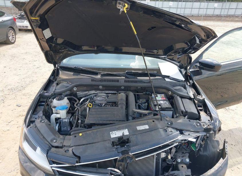 Photo 10 of 2017 Volkswagen Jetta 1.4T S (VIN 3VW2B7AJ9HM254007)