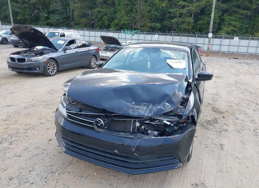 Photo 6 of 2017 Volkswagen Jetta 1.4T S (VIN 3VW2B7AJ9HM254007)