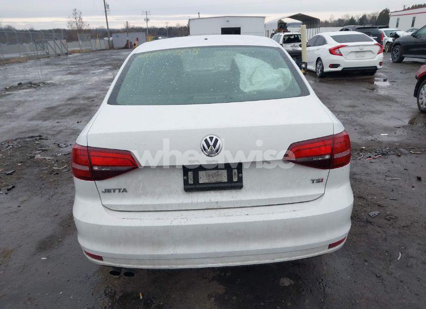 Photo 16 of 2017 Volkswagen Jetta 1.4T S (VIN 3VW2B7AJ9HM296211)