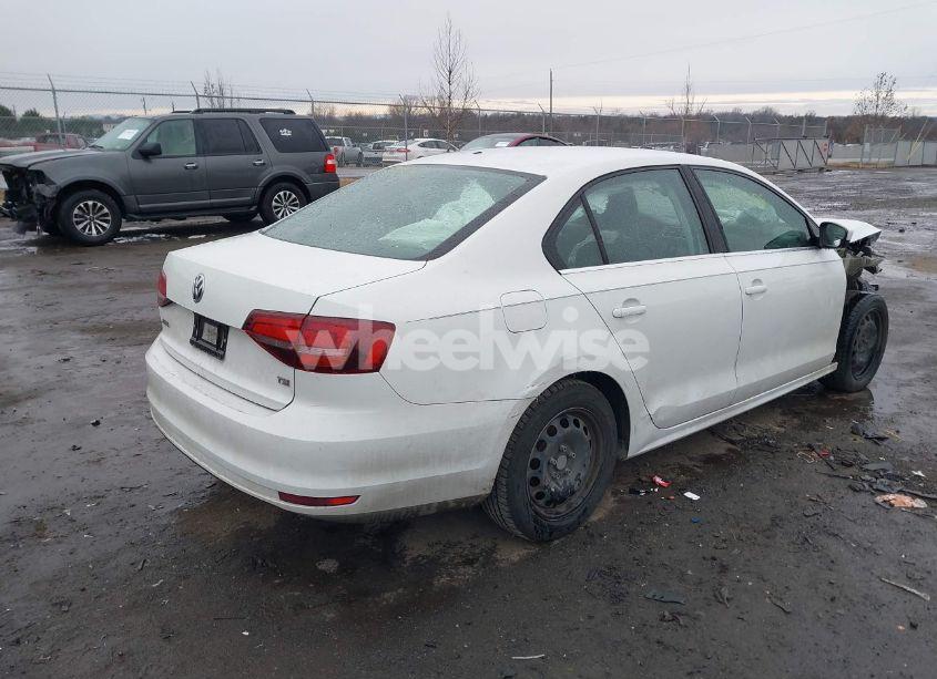 Photo 4 of 2017 Volkswagen Jetta 1.4T S (VIN 3VW2B7AJ9HM296211)