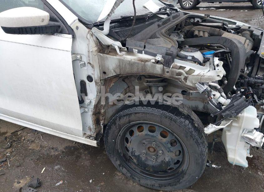 Photo 6 of 2017 Volkswagen Jetta 1.4T S (VIN 3VW2B7AJ9HM296211)