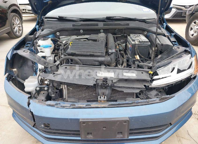 Photo 10 of 2017 Volkswagen Jetta 1.4T S (VIN 3VW2B7AJ9HM376043)