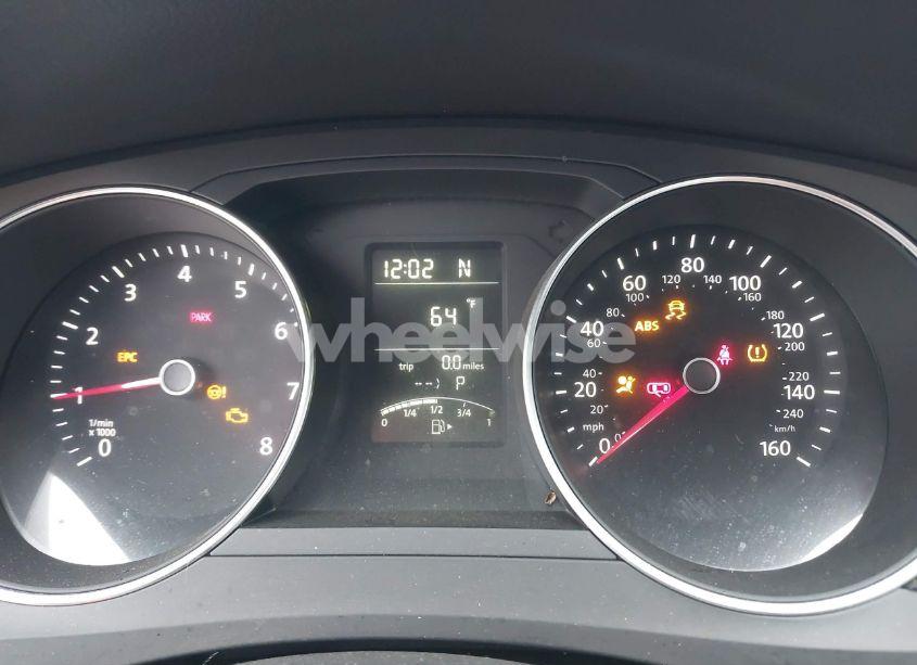 Photo 7 of 2017 Volkswagen Jetta 1.4T S (VIN 3VW2B7AJ9HM376043)