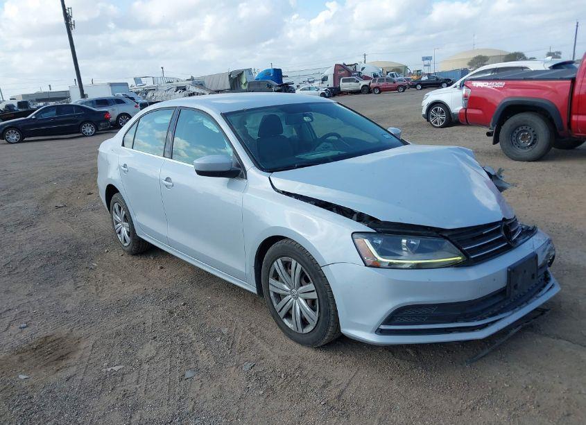 2017 Volkswagen Jetta 1.4T S (VIN 3VW2B7AJ9HM381789) main photo