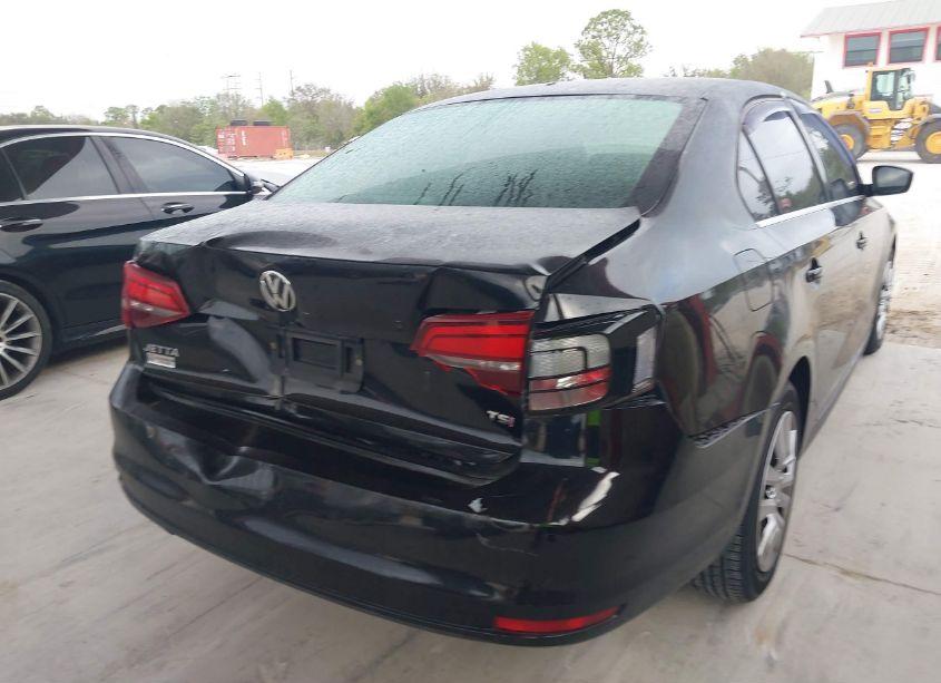 Photo 4 of 2017 Volkswagen Jetta 1.4T S (VIN 3VW2B7AJ9HM397491)