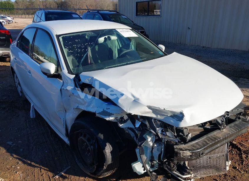 2017 Volkswagen Jetta 1.4T S (VIN 3VW2B7AJXHM246515) main photo