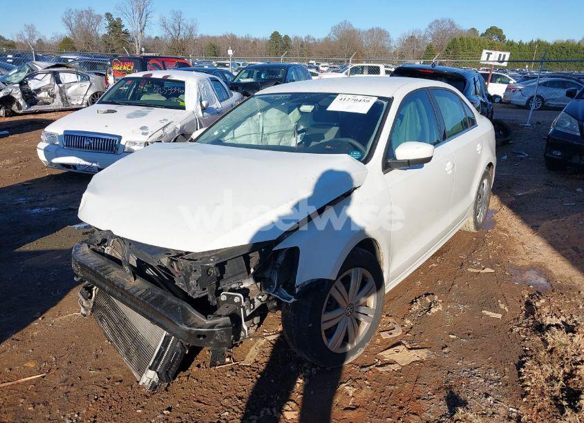 Photo 2 of 2017 Volkswagen Jetta 1.4T S (VIN 3VW2B7AJXHM246515)