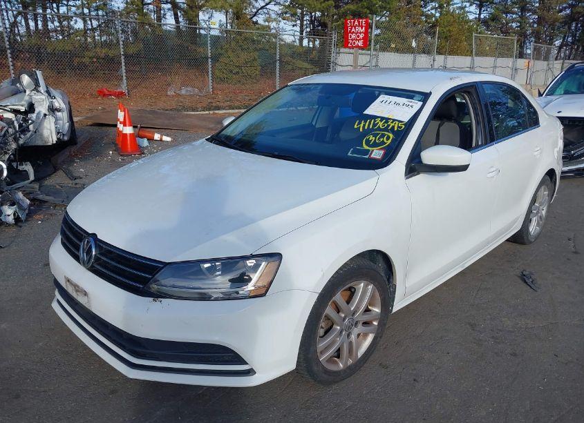Photo 2 of 2017 Volkswagen Jetta 1.4T S (VIN 3VW2B7AJXHM268529)