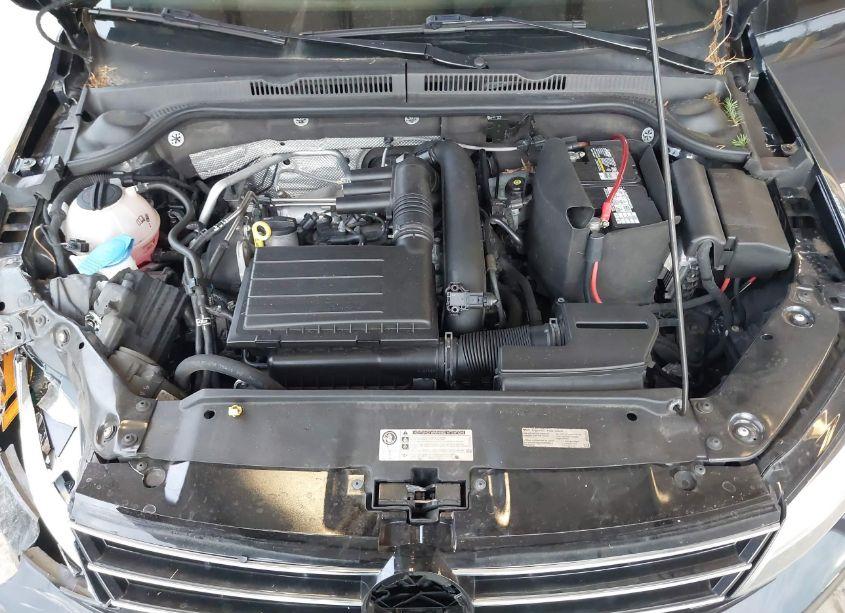 Photo 10 of 2017 Volkswagen Jetta 1.4T S (VIN 3VW2B7AJXHM298517)