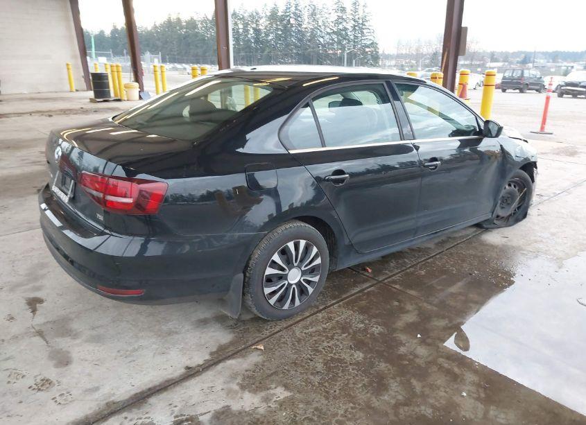 Photo 4 of 2017 Volkswagen Jetta 1.4T S (VIN 3VW2B7AJXHM298517)