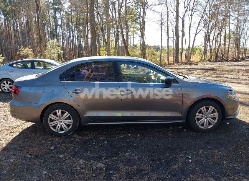 Photo 13 of 2017 Volkswagen Jetta 1.4T S (VIN 3VW2B7AJXHM405033)