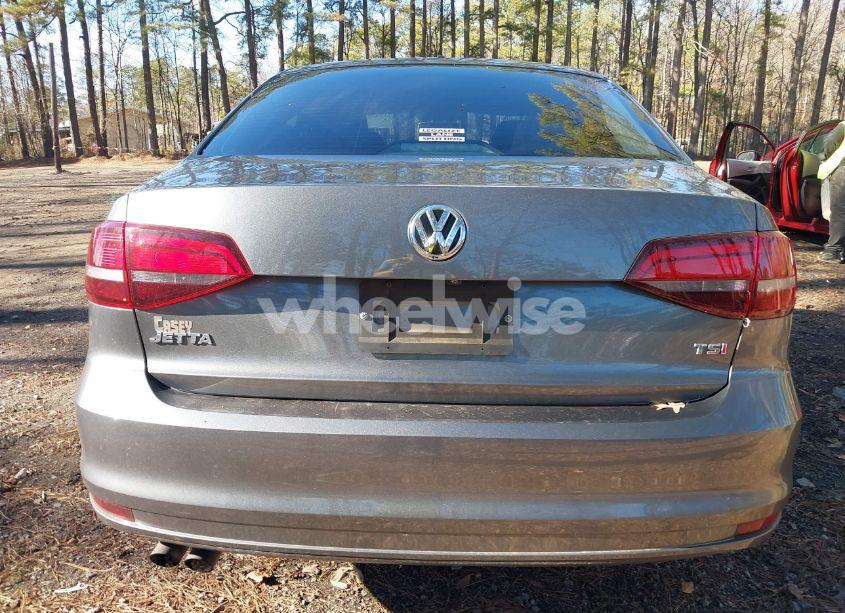Photo 16 of 2017 Volkswagen Jetta 1.4T S (VIN 3VW2B7AJXHM405033)