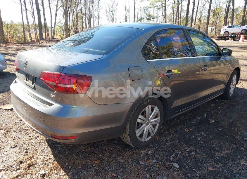 Photo 4 of 2017 Volkswagen Jetta 1.4T S (VIN 3VW2B7AJXHM405033)