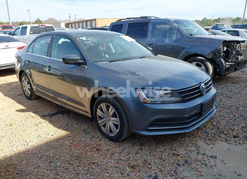 2017 Volkswagen Jetta 1.4T S (VIN 3VW2B7AJXHM408577) main photo