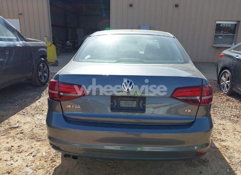 Photo 16 of 2017 Volkswagen Jetta 1.4T S (VIN 3VW2B7AJXHM408577)