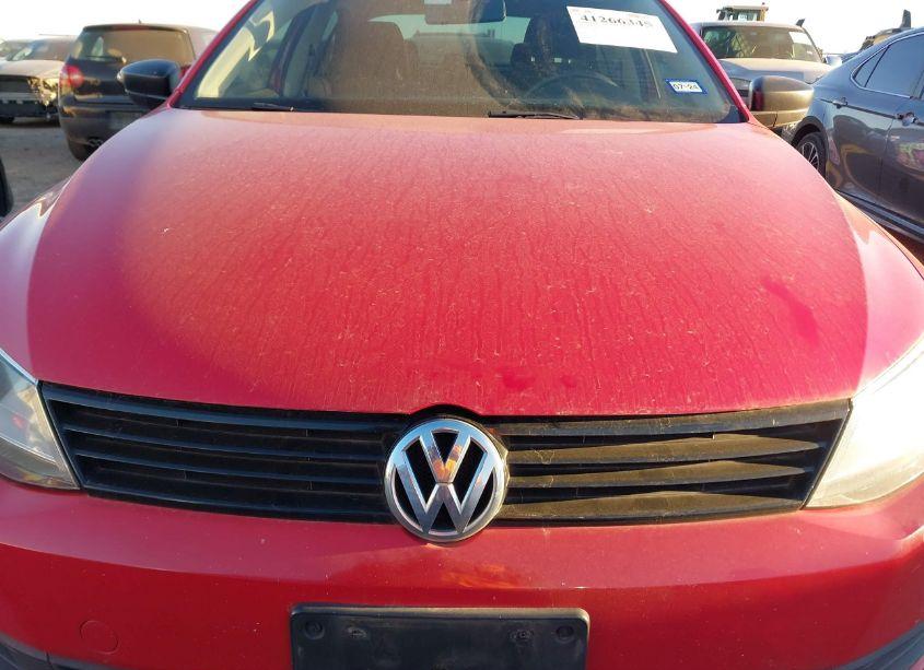 Photo 6 of 2011 Volkswagen Jetta 2.0L S (VIN 3VW2K7AJ0BM392543)