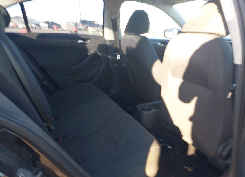 Photo 8 of 2012 Volkswagen Jetta 2.0L S (VIN 3VW2K7AJ0CM312904)