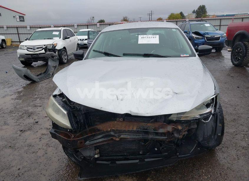 Photo 12 of 2012 Volkswagen Jetta 2.0L S (VIN 3VW2K7AJ0CM370334)