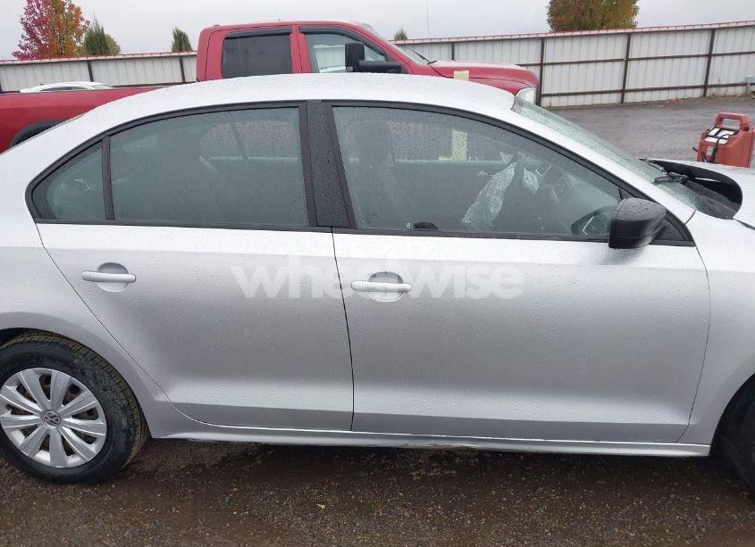 Photo 13 of 2012 Volkswagen Jetta 2.0L S (VIN 3VW2K7AJ0CM370334)