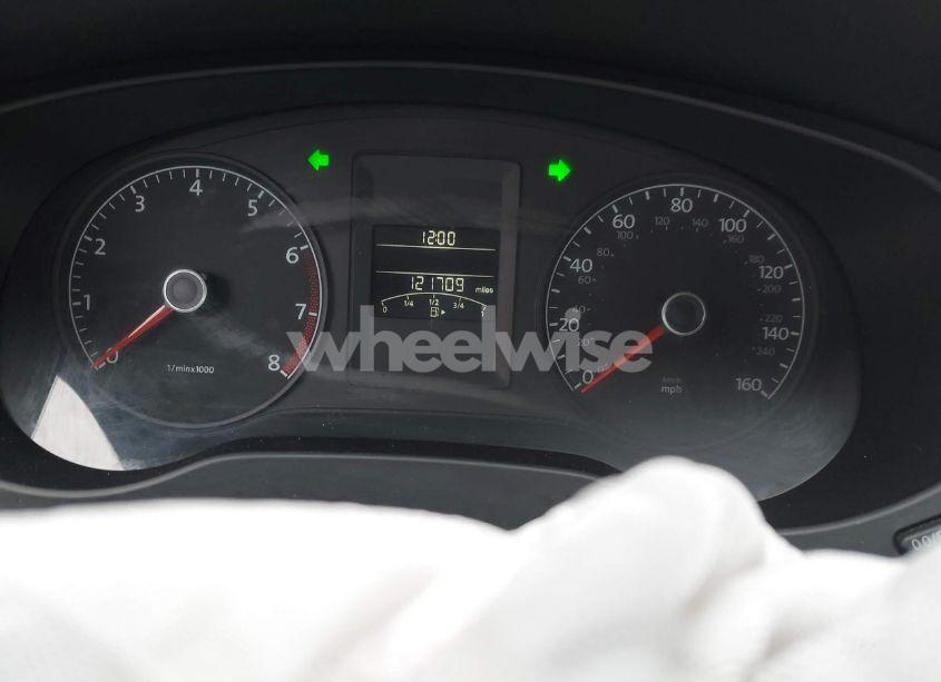 Photo 7 of 2012 Volkswagen Jetta 2.0L S (VIN 3VW2K7AJ0CM370334)