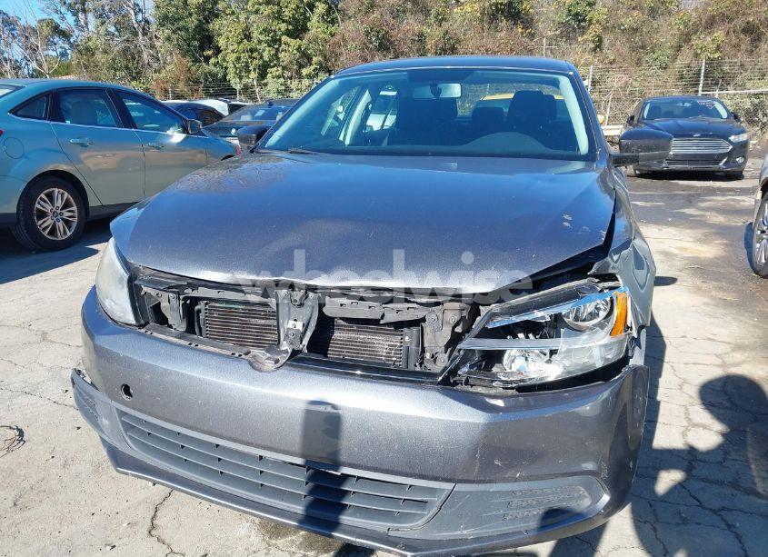 Photo 12 of 2013 Volkswagen Jetta 2.0L S (VIN 3VW2K7AJ0DM207328)