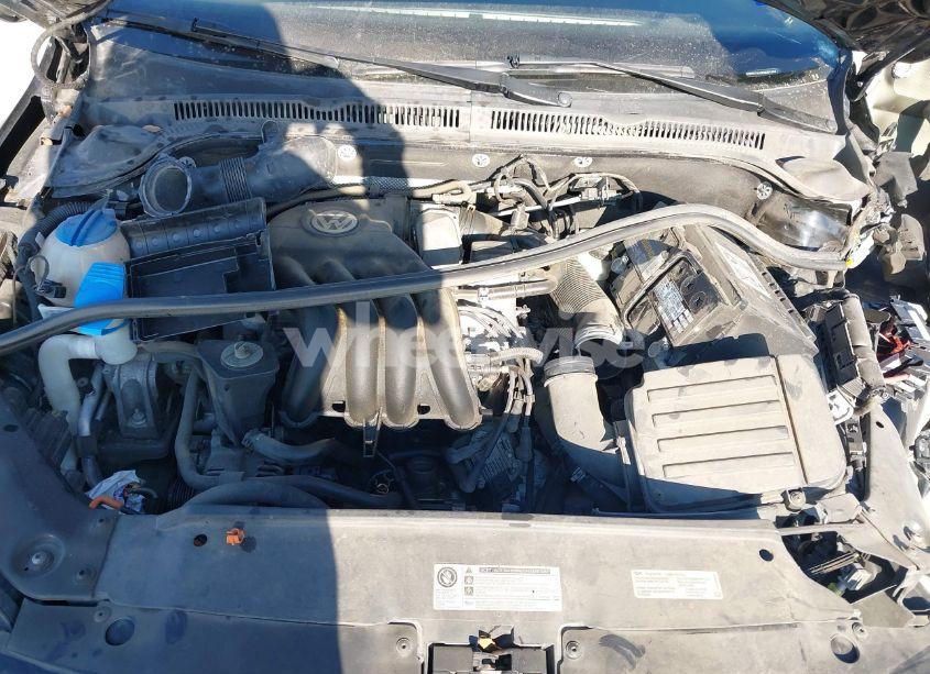 Photo 10 of 2013 Volkswagen Jetta 2.0L S (VIN 3VW2K7AJ0DM254696)