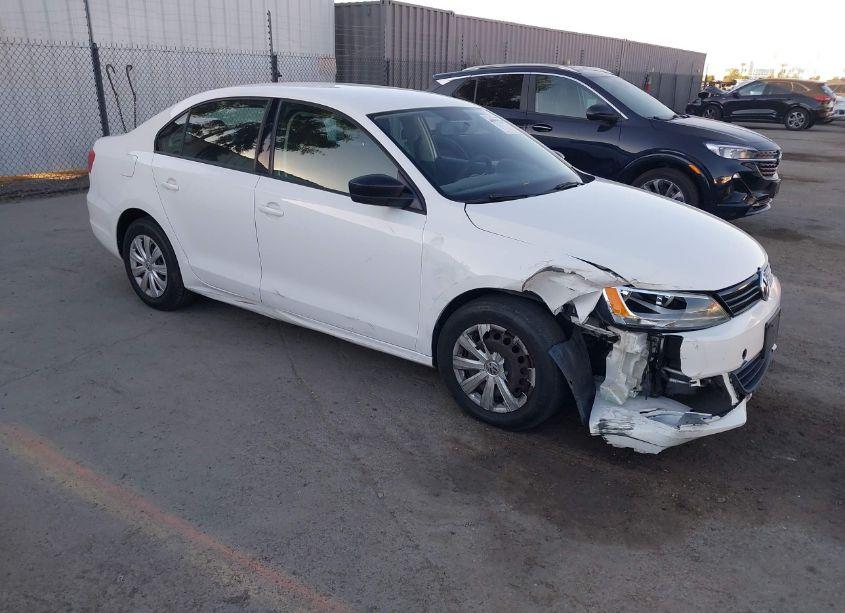 2013 Volkswagen Jetta 2.0L S (VIN 3VW2K7AJ0DM371386) main photo