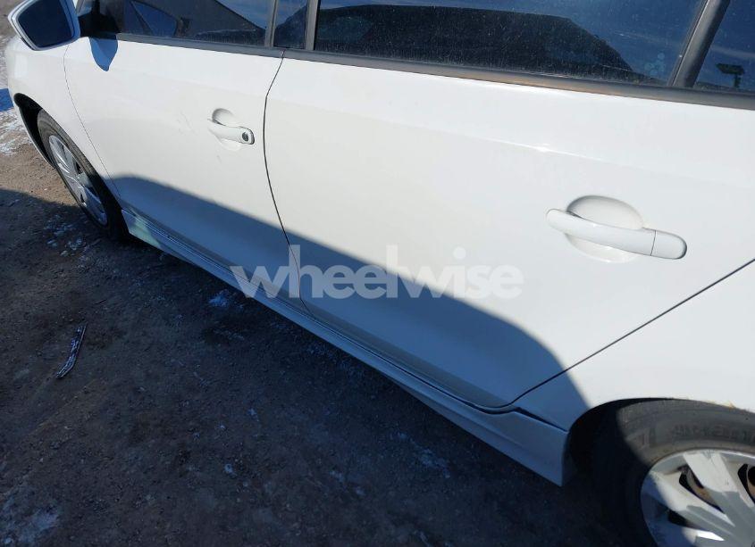 Photo 6 of 2013 Volkswagen Jetta 2.0L S (VIN 3VW2K7AJ0DM372893)