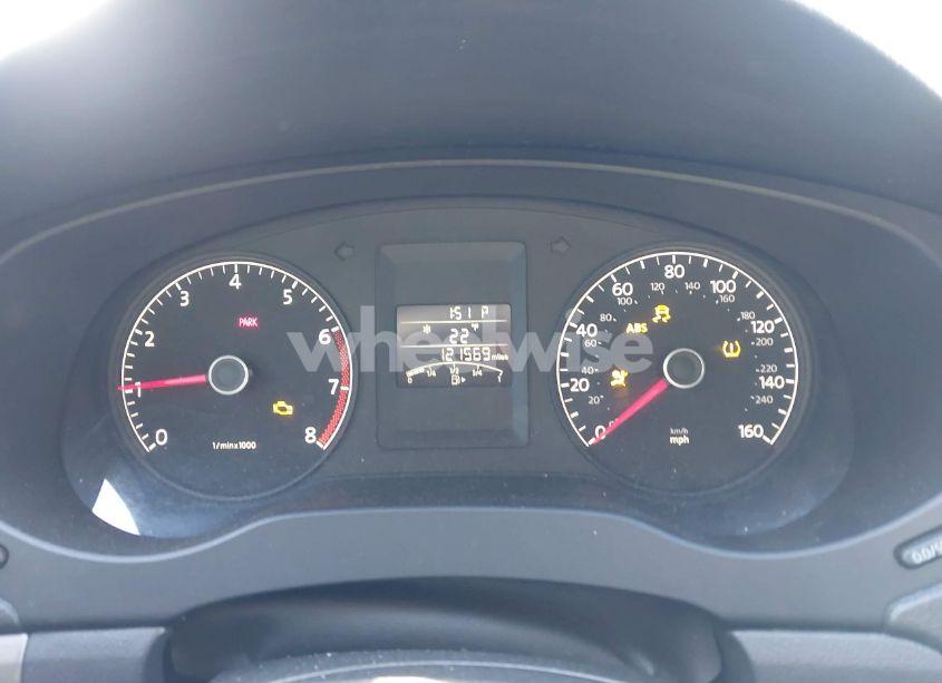 Photo 7 of 2013 Volkswagen Jetta 2.0L S (VIN 3VW2K7AJ0DM372893)