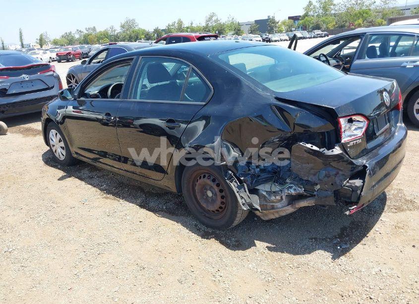 Photo 3 of 2013 Volkswagen Jetta 2.0L S (VIN 3VW2K7AJ0DM391847)