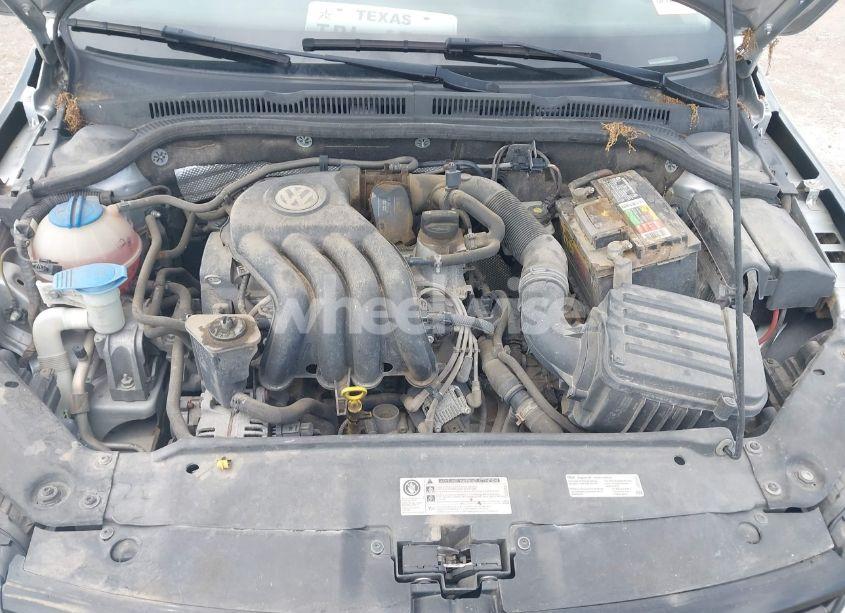 Photo 10 of 2014 Volkswagen Jetta 2.0L S (VIN 3VW2K7AJ0EM208934)