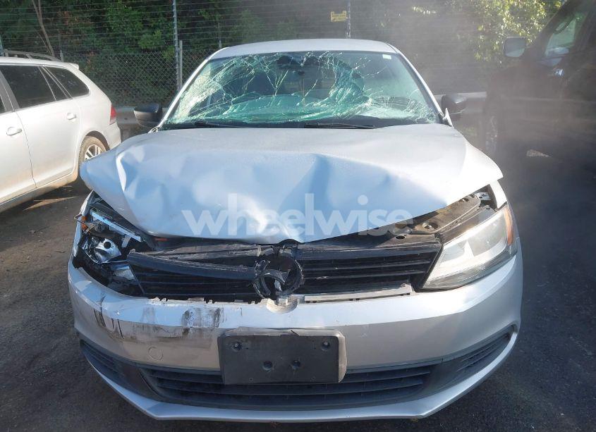 Photo 12 of 2014 Volkswagen Jetta 2.0L S (VIN 3VW2K7AJ0EM232392)