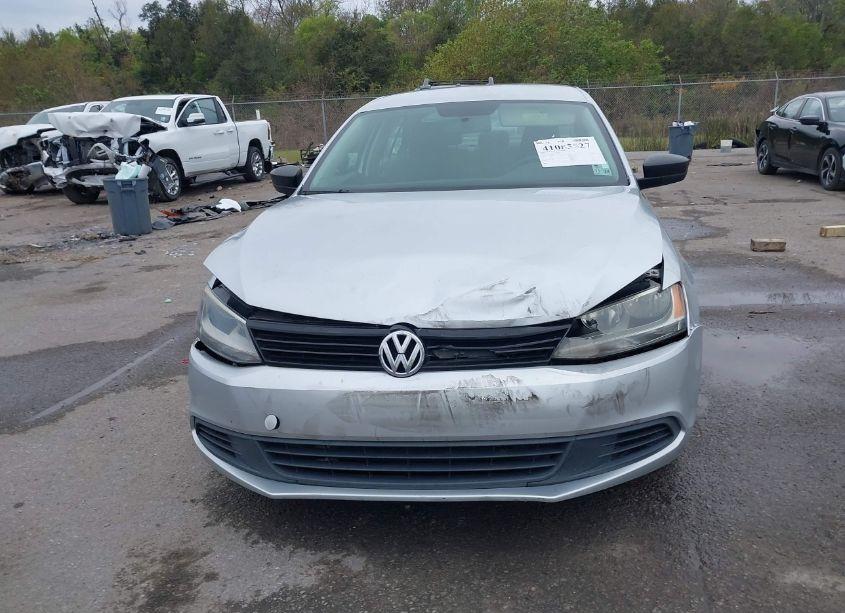 Photo 12 of 2014 Volkswagen Jetta 2.0L S (VIN 3VW2K7AJ0EM237298)