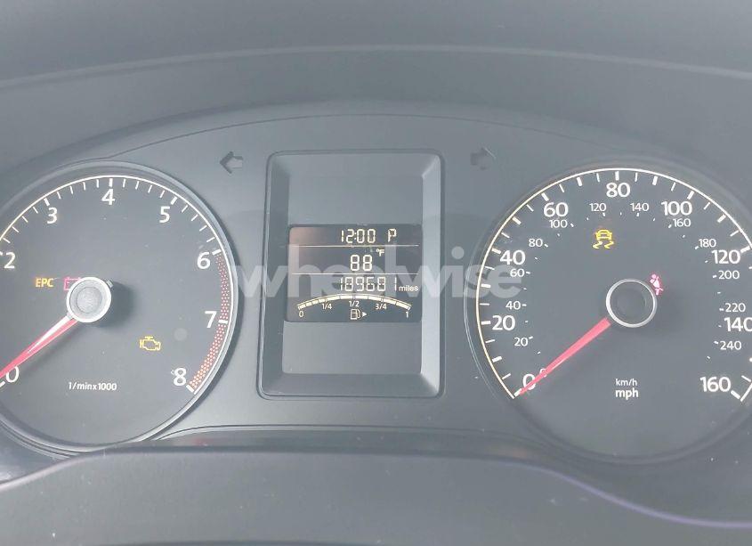 Photo 7 of 2014 Volkswagen Jetta 2.0L S (VIN 3VW2K7AJ0EM293919)