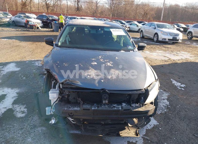 Photo 12 of 2014 Volkswagen Jetta 2.0L S (VIN 3VW2K7AJ0EM312498)