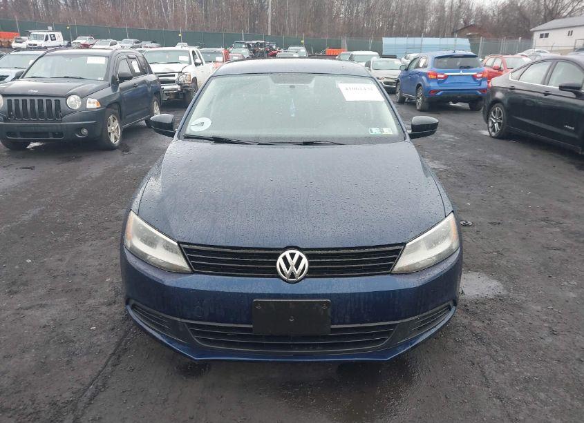 Photo 6 of 2014 Volkswagen Jetta 2.0L S (VIN 3VW2K7AJ0EM329849)