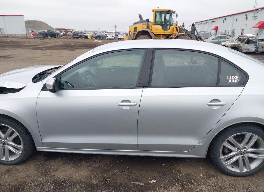Photo 14 of 2014 Volkswagen Jetta 2.0L S (VIN 3VW2K7AJ0EM352662)