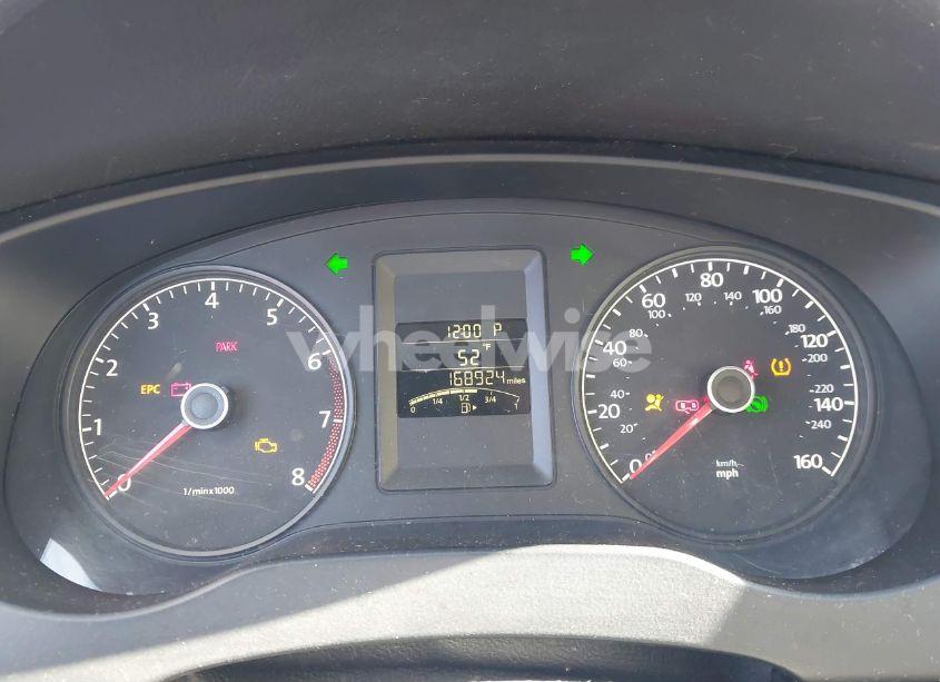 Photo 7 of 2014 Volkswagen Jetta 2.0L S (VIN 3VW2K7AJ0EM367386)