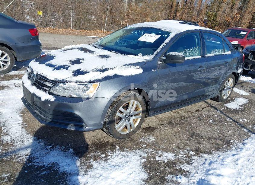 Photo 2 of 2015 Volkswagen Jetta 2.0L S (VIN 3VW2K7AJ0FM241160)